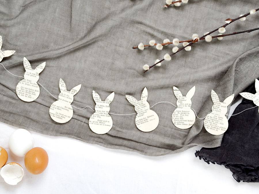 Renna Deluxe Anhänger Osterhase in Fraktur zollfrei