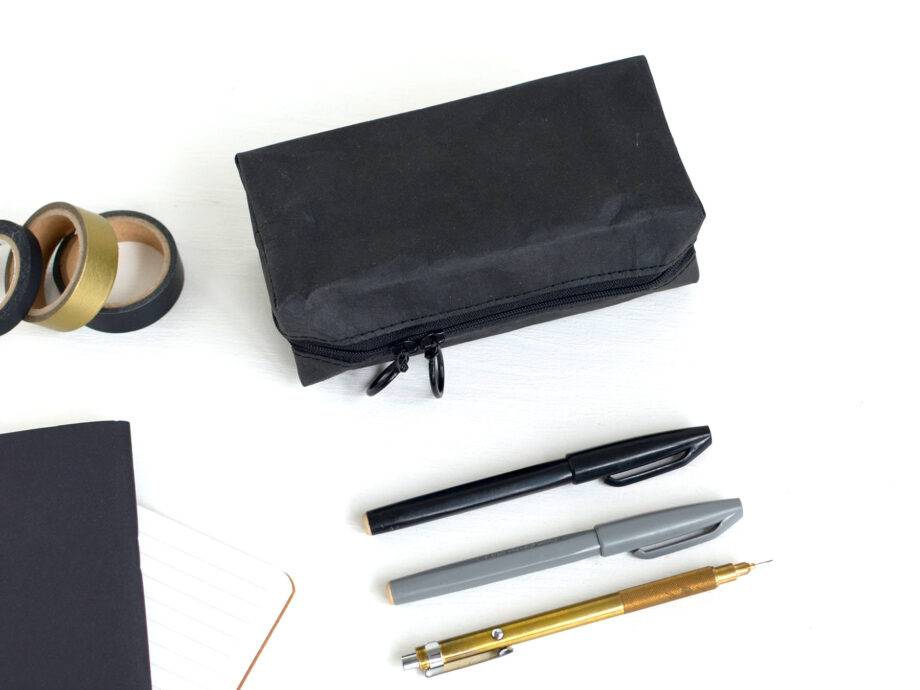 Renna Deluxe Federmäppchen mit Monogramm personalisiert in Schwarz Osterangebot