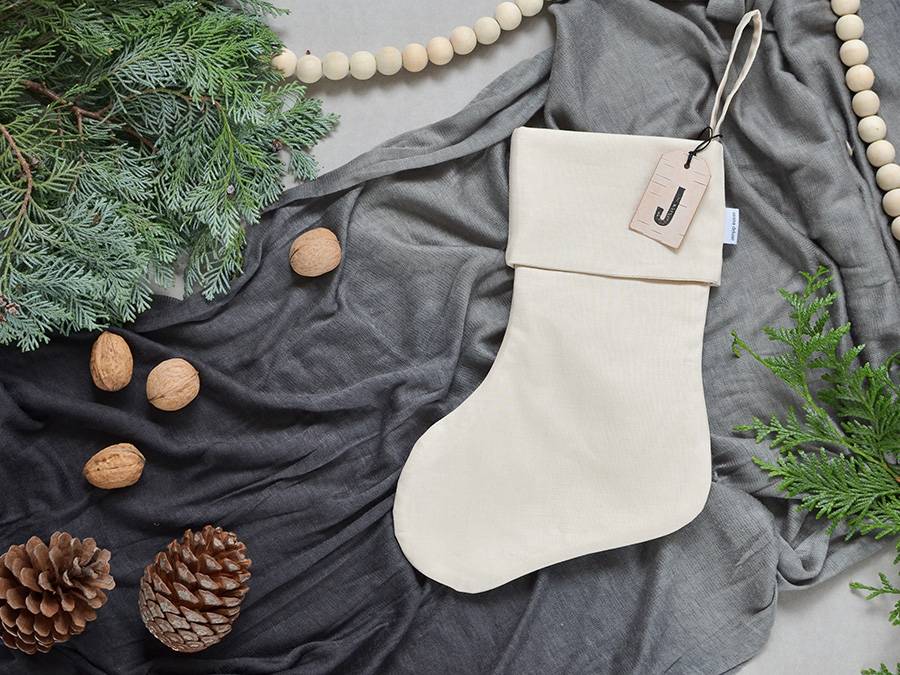 Renna Deluxe Nikolausstiefel mit Monogramm auf Birkenrinde 2025
