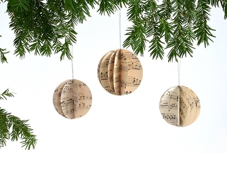 Renna Deluxe Frohe Weihnachten Karte mit Notenkugel Osterangebot