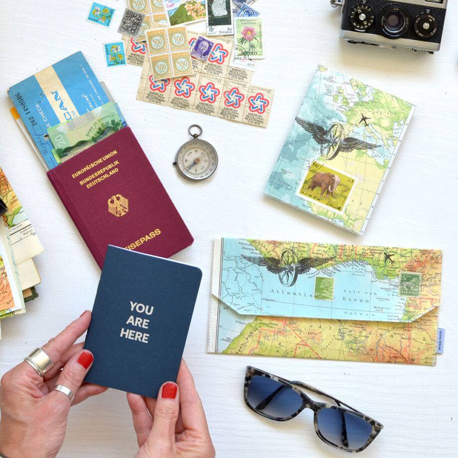 Renna Deluxe Atlas Reiseetui Groß – Etui aus Landkarten Heißer Verkauf