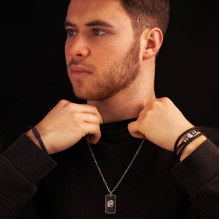Save Brave Lederarmband Aaron mit Carbonperlen Verkauf