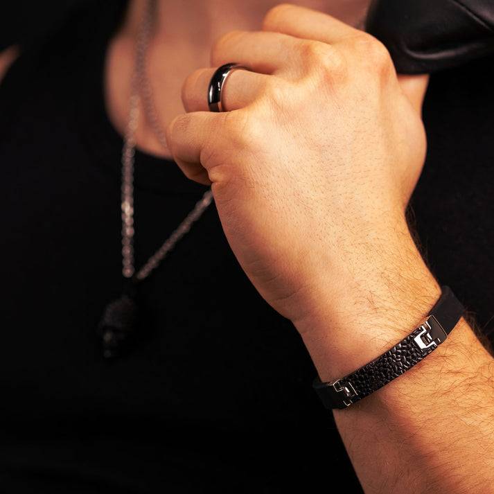 Save Brave Armband Havanna aus Kautschuk & schwarzem Edelstahl Heißer Verkauf