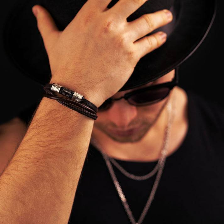 Save Brave Dreifaches Lederarmband Flynn mit Edelstahl Blitzangebot