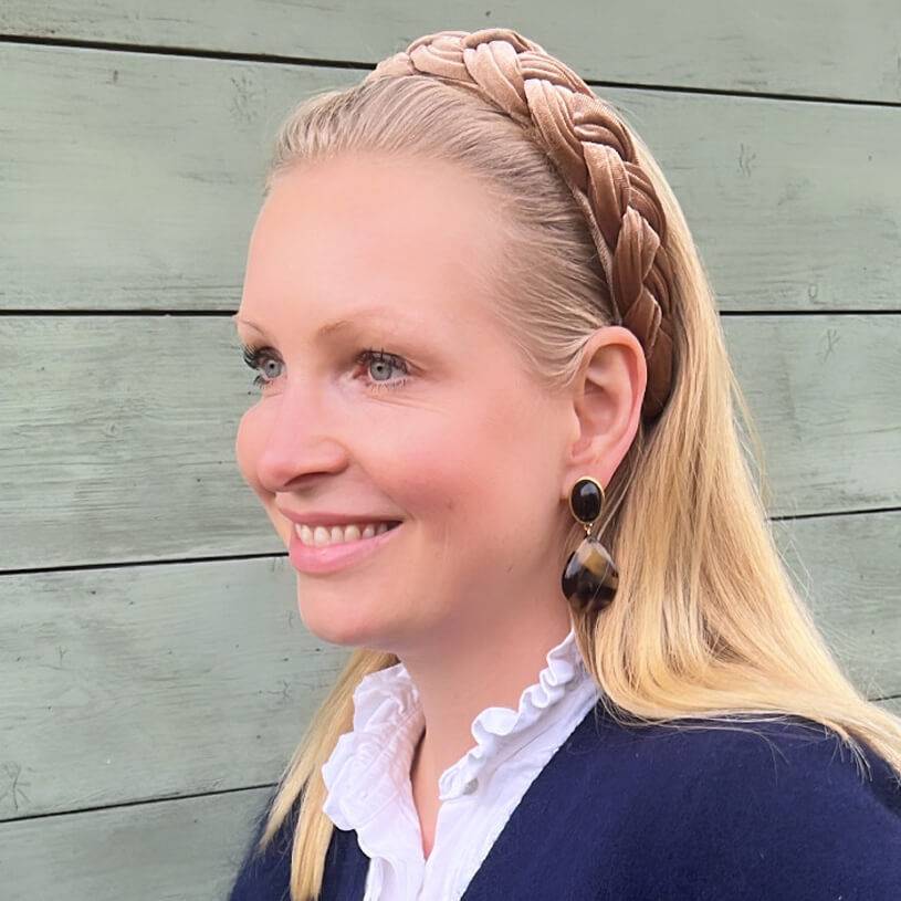 SchwesterSchwester Schwarze Ohrstecker mit Tropfen in Schildpatt-Optik von AmuseToi Fabrikpreis