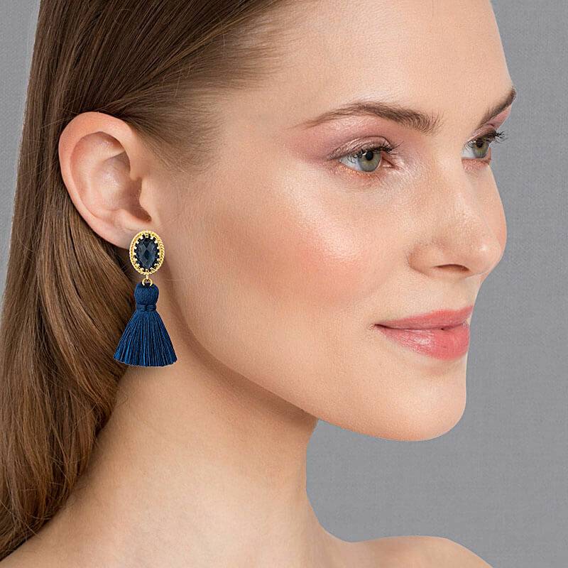 SchwesterSchwester Funkelnde vergoldete Quastenohrringe in Marineblau von Janne v. d. Heide Fabrik Onlineshop
