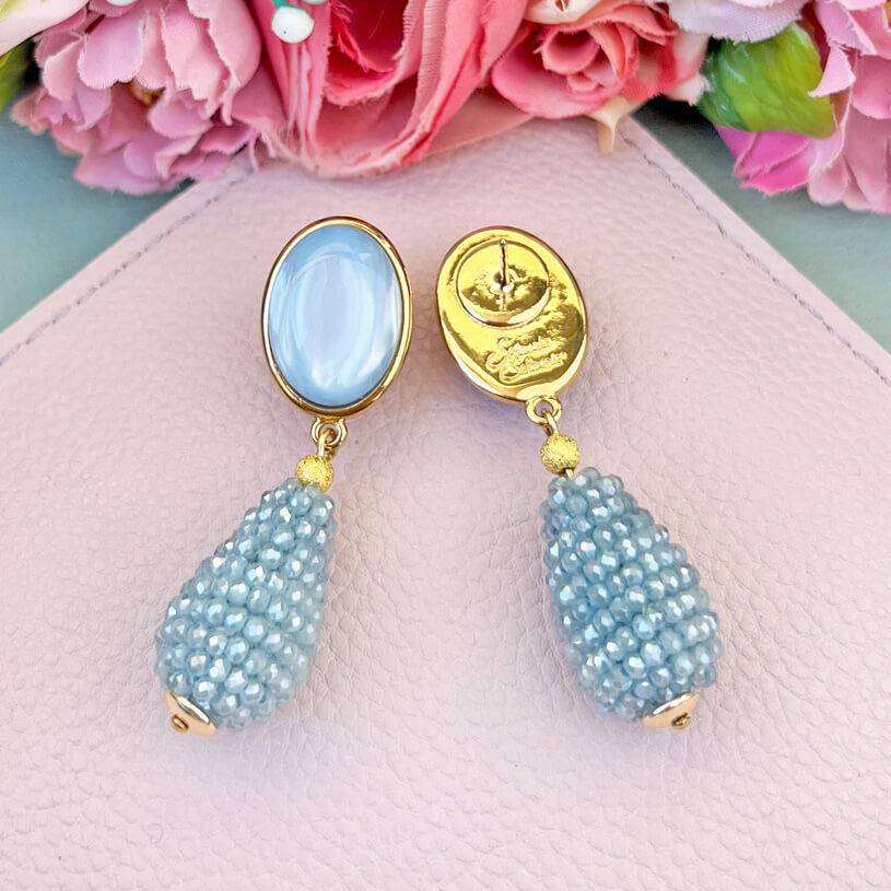 SchwesterSchwester Hellblaue Ohrstecker mit glitzerndem Tropfen von AmuseToi Discount Store für neue Produkte