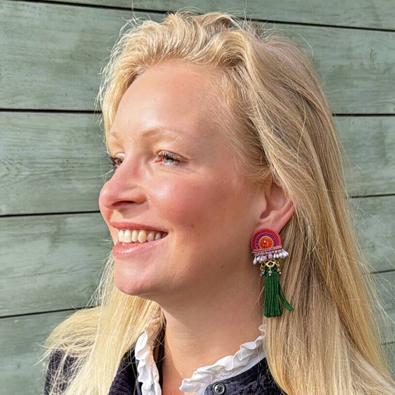 SchwesterSchwester Vorbestellbar - Verspielte Soutache-Ohrringe in Pink-Orange mit grüner Quaste Kostenloser Versand