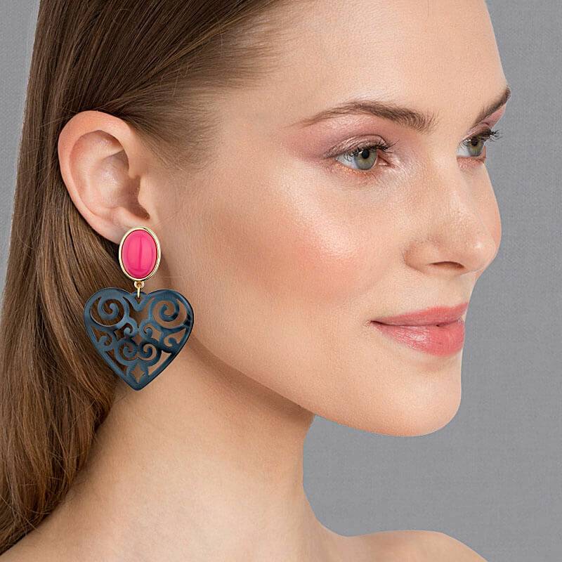 SchwesterSchwester Schöne Herz-Ohrringe mit pinken Ohrsteckern und Herz-Ornamenten in Dunkelblau von AmuseToi Lagerräumung
