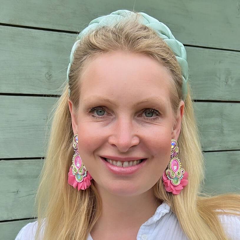 SchwesterSchwester Außergewöhnliche Soutache-Ohrringe in Rosa Wochenangebot
