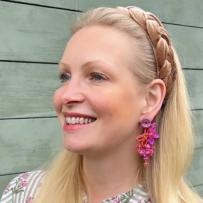 SchwesterSchwester Große Soutache-Ohrringe in Pink, Orange und Violett 2025