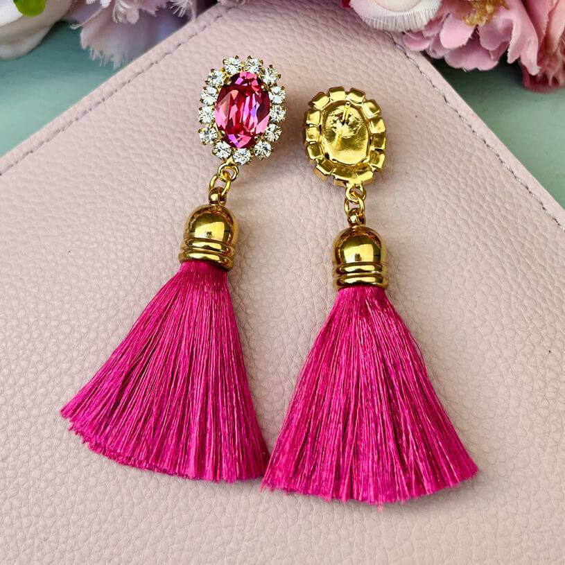 SchwesterSchwester Edel funkelnde Ohrstecker in Pink mit Quaste Exklusive Angebote