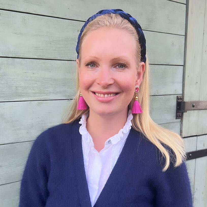 SchwesterSchwester Edel funkelnde Ohrstecker in Pink mit Quaste Exklusive Angebote