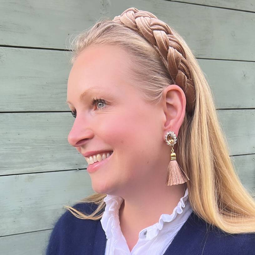 SchwesterSchwester Edel funkelnde Ohrstecker in Champagner mit Quaste Bestseller